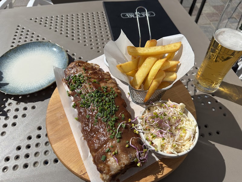 Restauracja Vis A Vis Koziołków