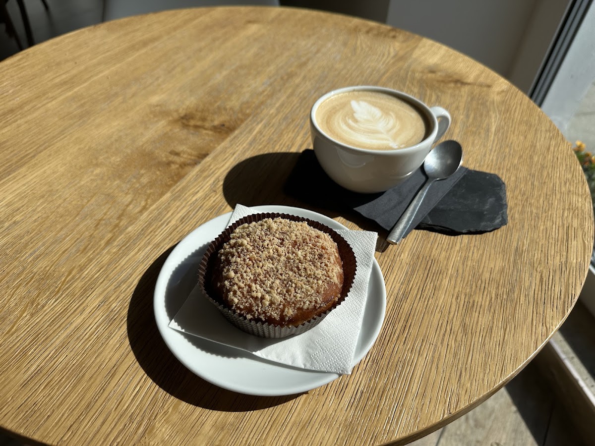 Pączuś i Kawusia — Cafe